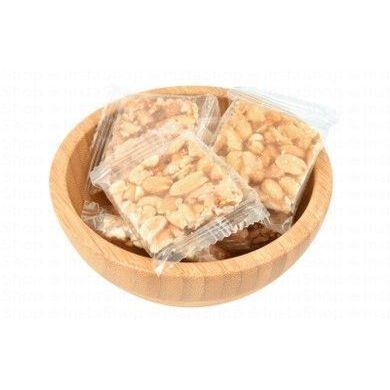 Brittle Candy Bars with Peanut & Caramel